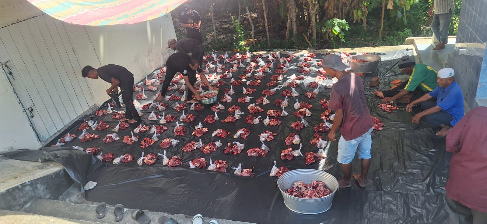 Hari Raya Idul Adha, Warga Dusun Selatan Cot Gapu Sembelih Dua Ekor Sapi