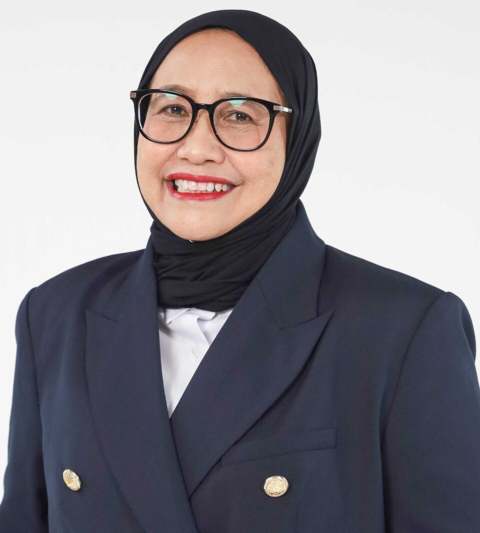 Profil Nanik Sudaryati Deyang