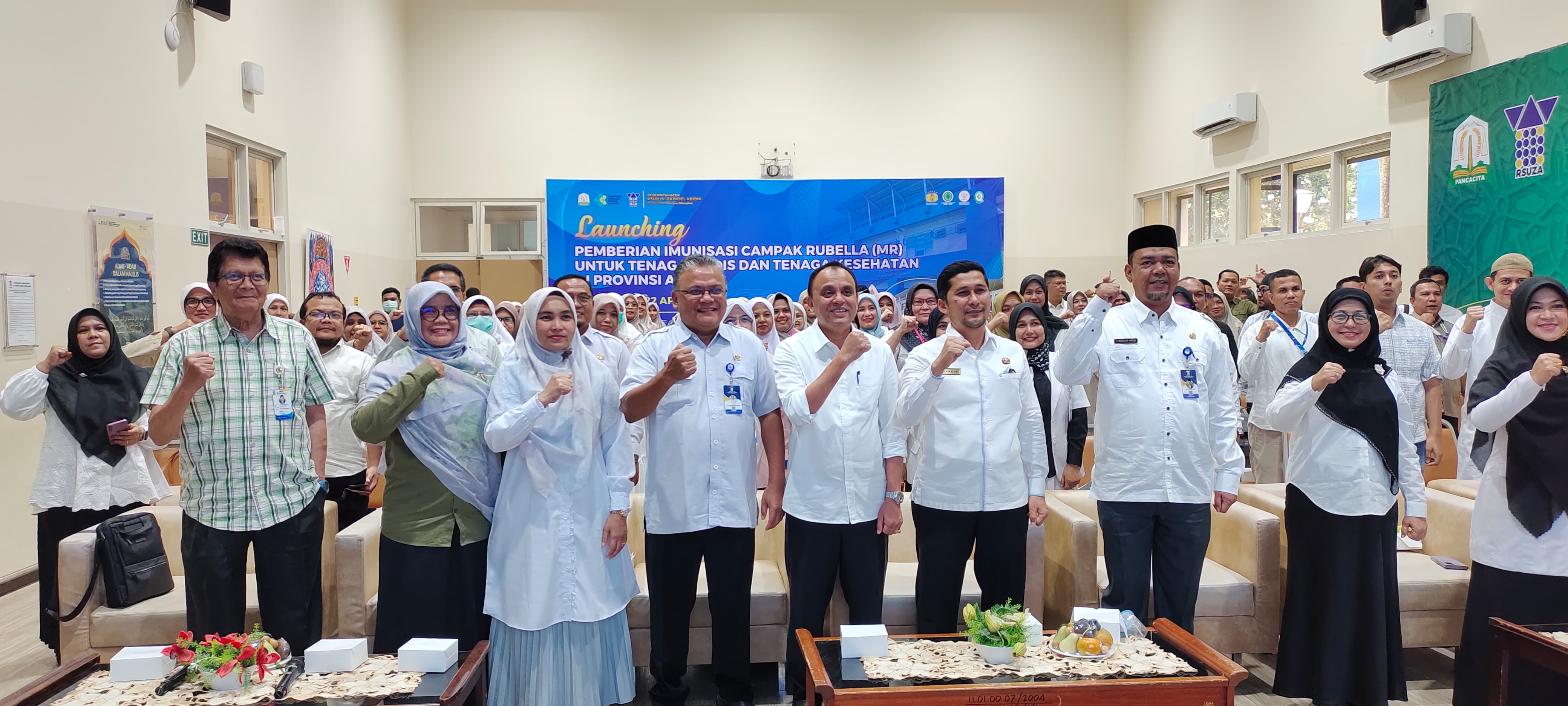 Tekan Lonjakan Kasus, Pemerintah Aceh Luncurkan Imunisasi Campak Rubella bagi Belasan Ribu Nakes